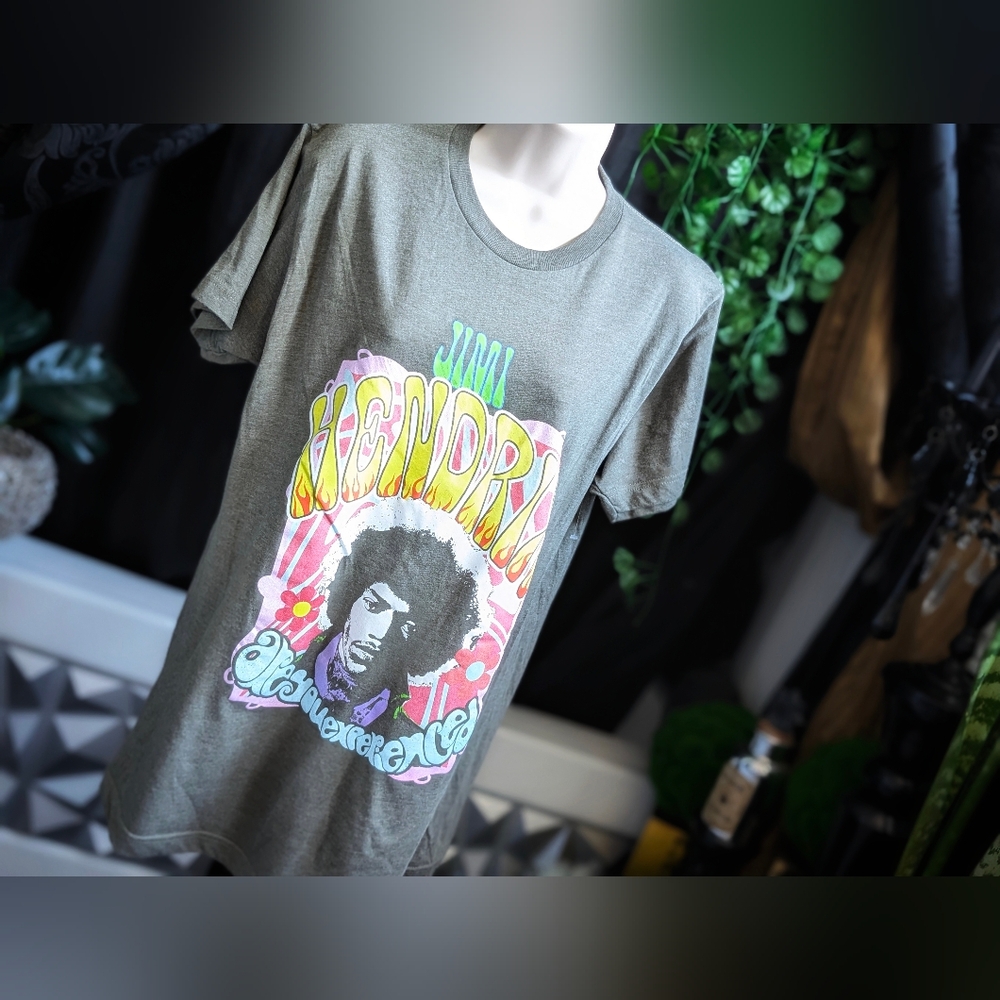 Hendrix Graphic Tee - Olive Green Grey Color